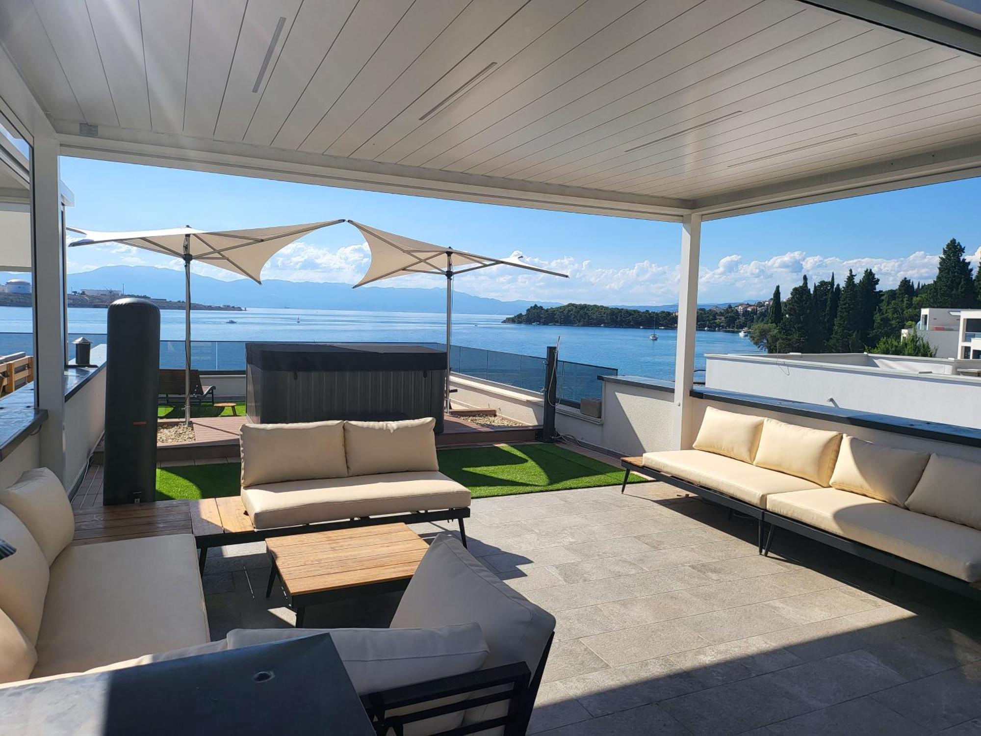Cassiopeia - Seaside Retreat Apartment Omisalj